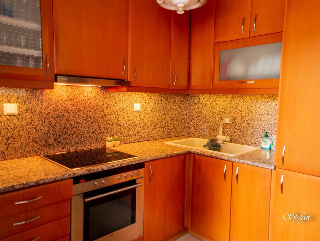 Stefan'S House Apartment เนอาเปรามอส ภายนอก รูปภาพ