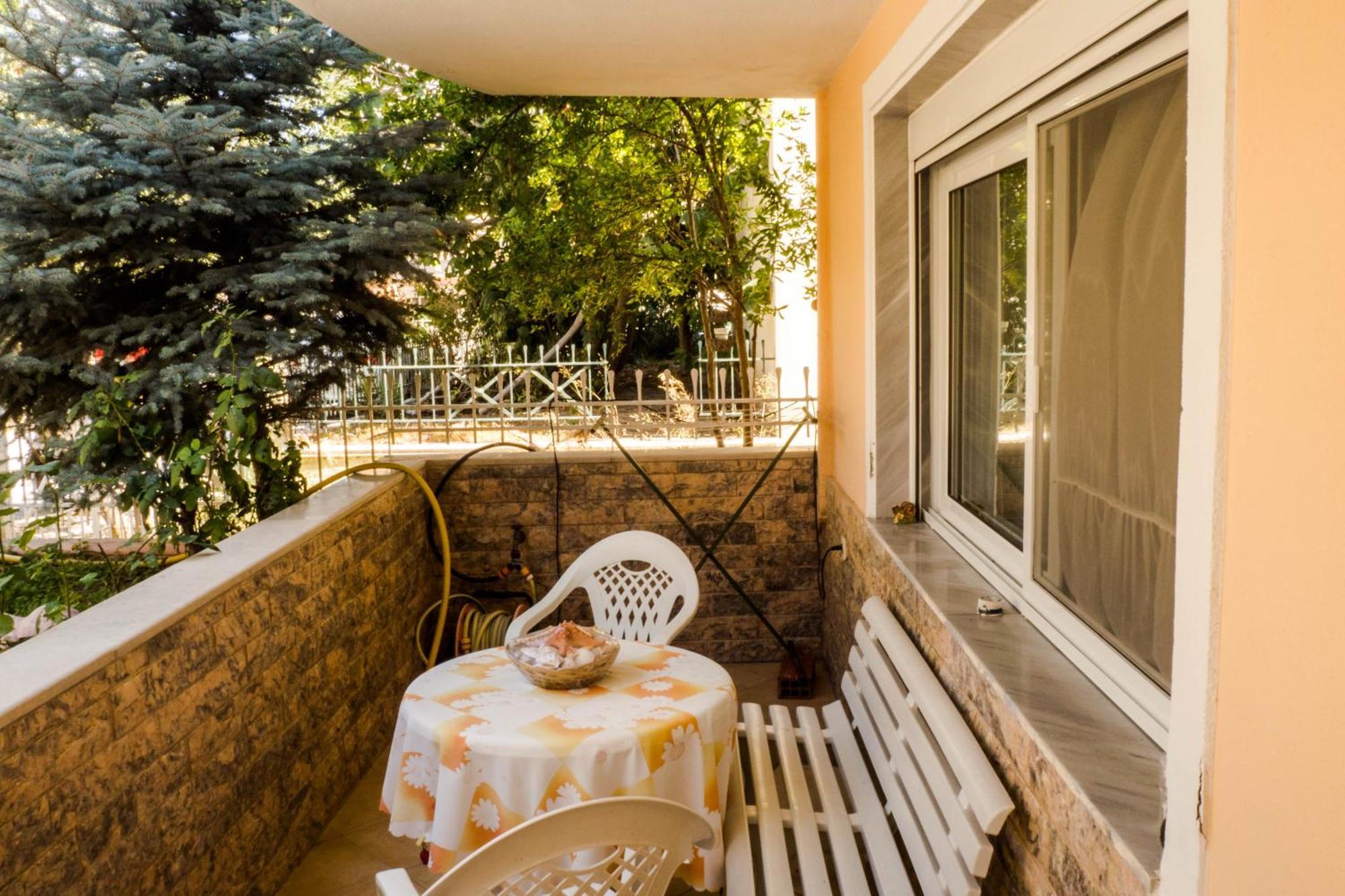 Stefan'S House Apartment เนอาเปรามอส ภายนอก รูปภาพ